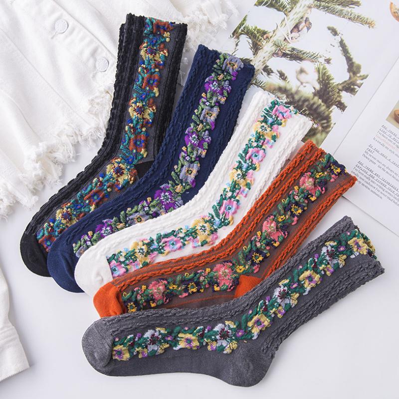 Retro High Socks™ | Unieke Geborduurde Bloemensokken - Vijf-paar-één-paar-voor-elk-van-de-vijf-kleuren -  Neomoda